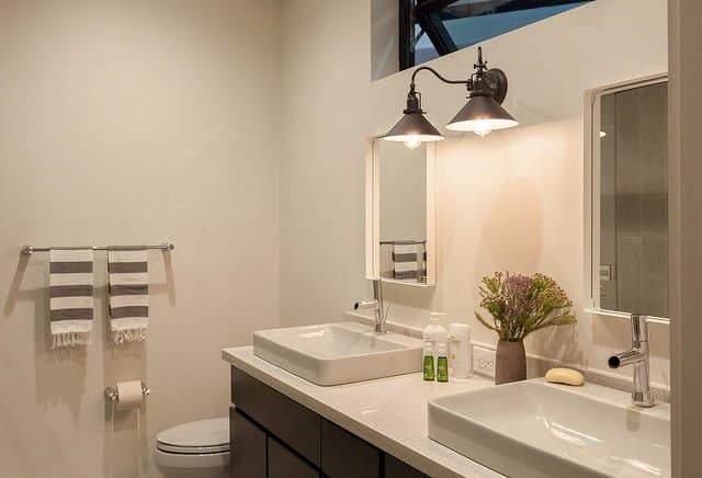 LivingHomes C6 Next Generation 2013 modular home bathroom.